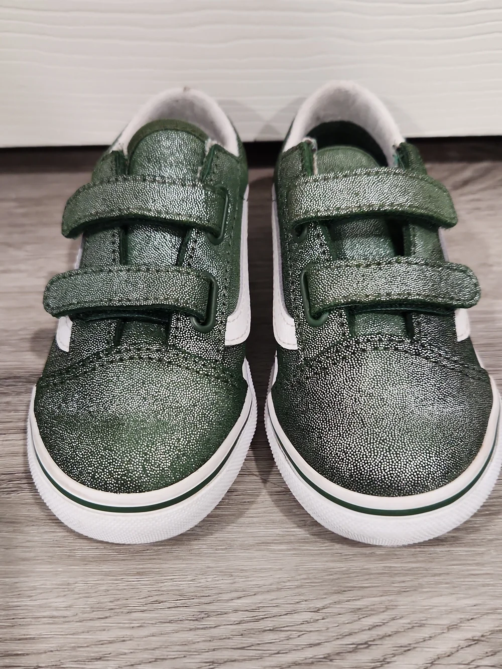 Vans Old Skool V Tinsel Suede Green Glitter Sneakers Shoes Size 10 T Toddler EUC